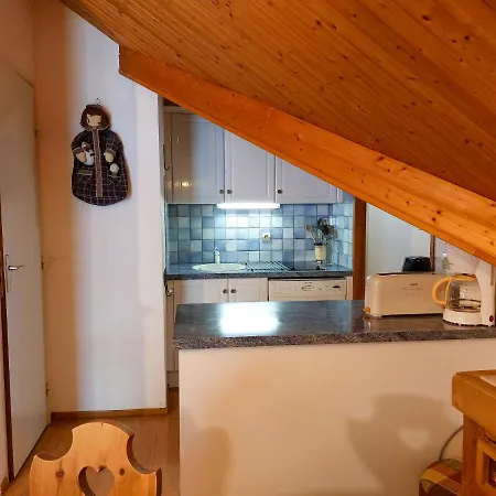 Les Combettes D Et E By Interhome