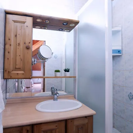 Les Combettes D Et E By Interhome Apartment *