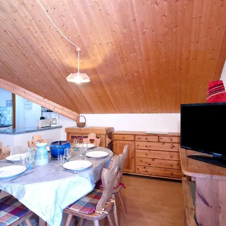 Appartement Les Combettes D Et E *